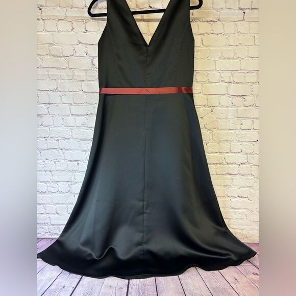 VINTAGE Erica Michelle Ltd Sleeveless Black Satin Midi A-line Formal Dress 10 - Picture 4 of 9